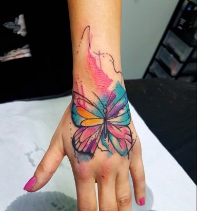 Watercolours butterfly handtattoo